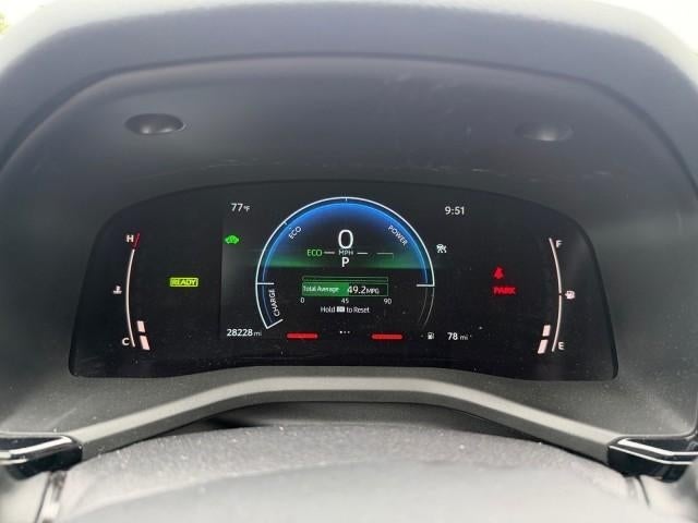 2025 Toyota Camry LE (SE)