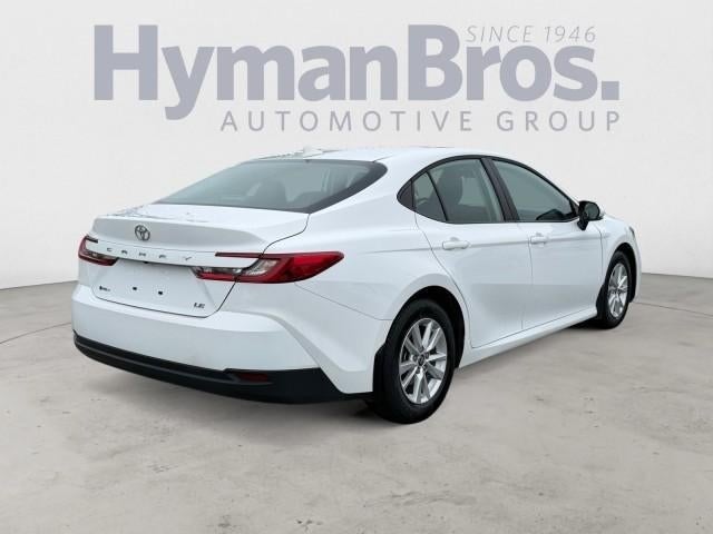 2025 Toyota Camry LE (SE)