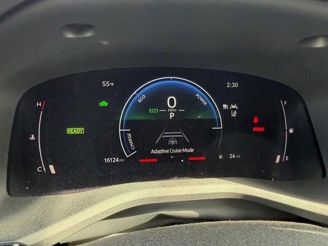 2025 Toyota Camry LE (SE)