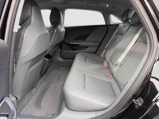 2025 Lucid Air Pure RWD