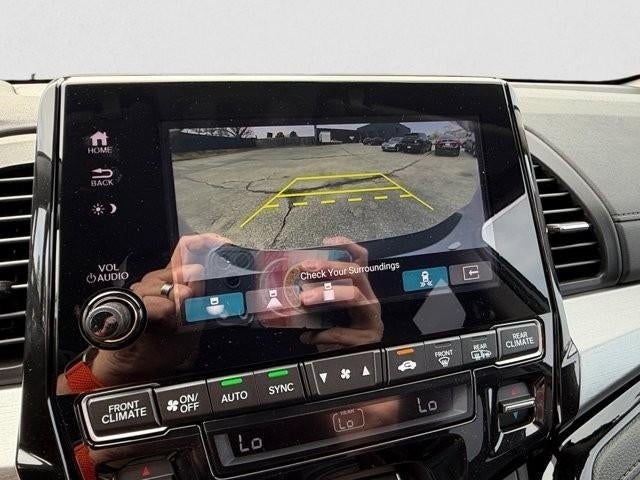 2023 Honda Odyssey Touring Auto