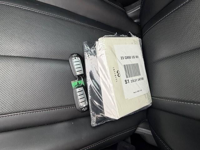 2023 INFINITI QX60 LUXE FWD