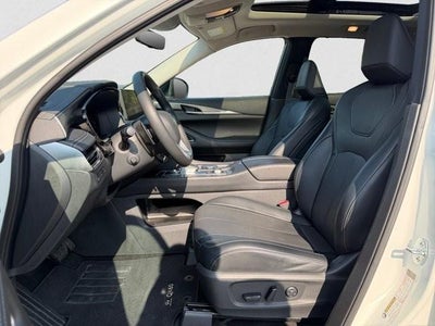 2023 INFINITI QX60 LUXE AWD