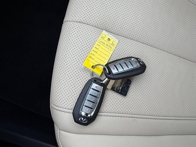 2023 INFINITI QX60 LUXE AWD