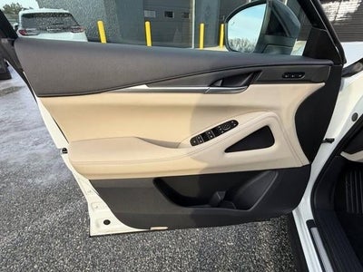 2023 INFINITI QX60 LUXE AWD