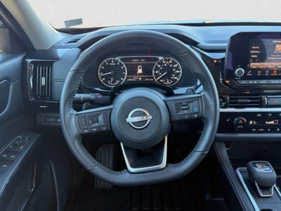 2025 Nissan Pathfinder SV 2WD