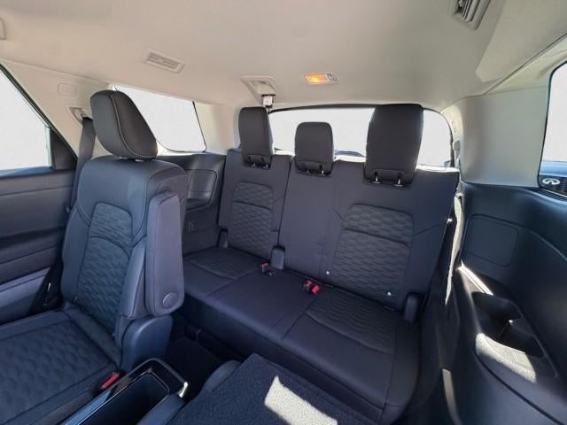 2025 Nissan Pathfinder SV 2WD