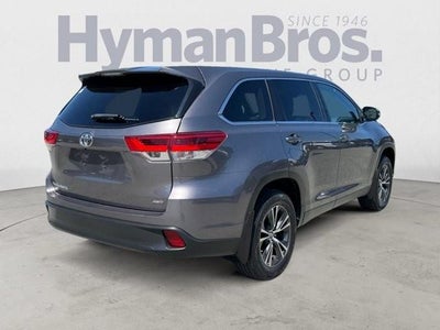 2019 Toyota Highlander LE V6 AWD (SE)