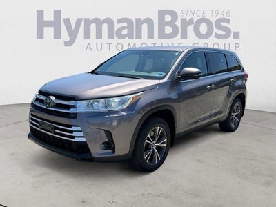 2019 Toyota Highlander LE V6 AWD (SE)