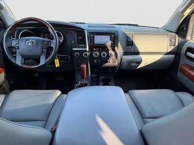 2018 Toyota Sequoia Platinum 4WD (Natl)