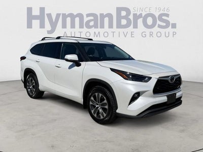 2022 Toyota Highlander XLE AWD (Natl)