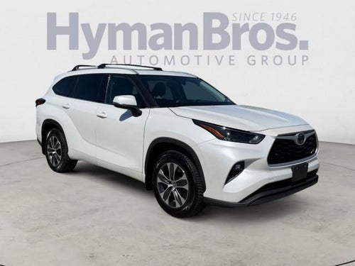 2022 Toyota Highlander XLE AWD (Natl)