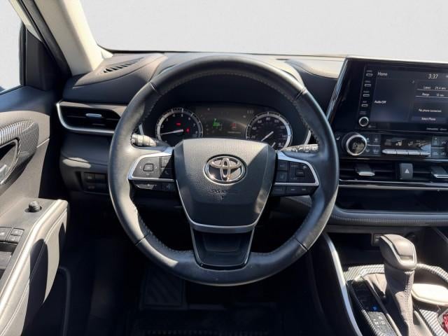 2022 Toyota Highlander XLE AWD (Natl)