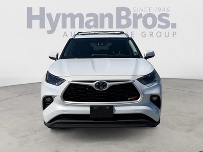 2022 Toyota Highlander XLE AWD (Natl)