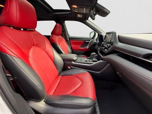 2023 Toyota Highlander Platinum FWD (Natl)