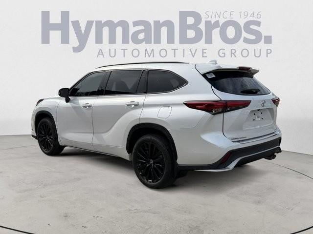 2023 Toyota Highlander Platinum FWD (Natl)