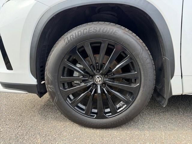 2023 Toyota Highlander Platinum FWD (Natl)