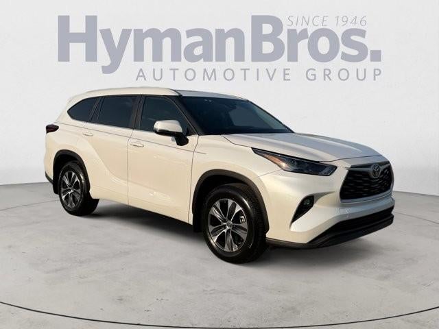 2025 Toyota Highlander XLE FWD (Natl)