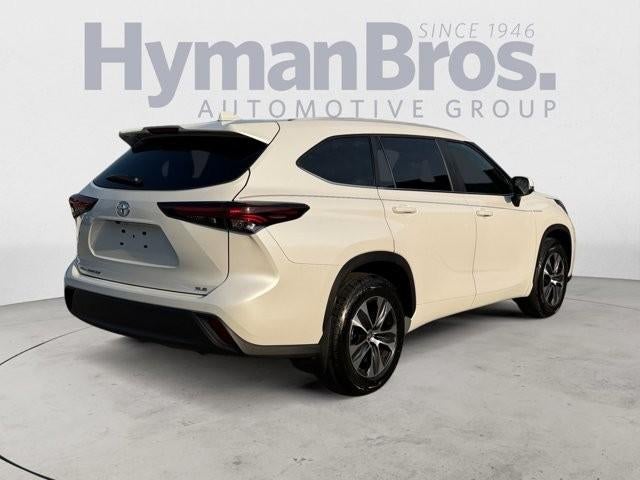 2025 Toyota Highlander XLE FWD (Natl)