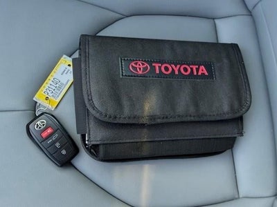 2025 Toyota Highlander XLE FWD (Natl)