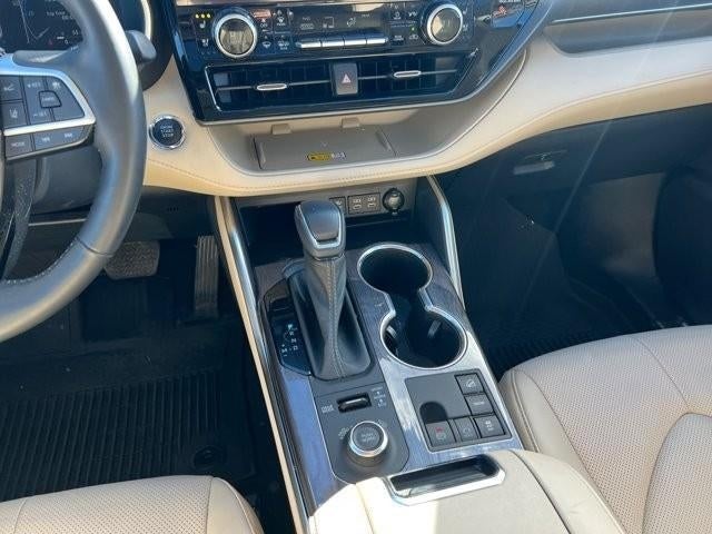 2023 Toyota Highlander Limited AWD (Natl)
