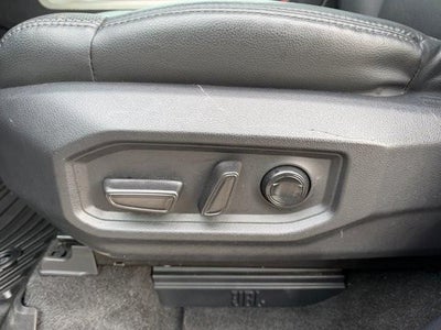 2023 Toyota Tundra 4WD 4WD Limited CrewMax 5.5' Bed (Natl)
