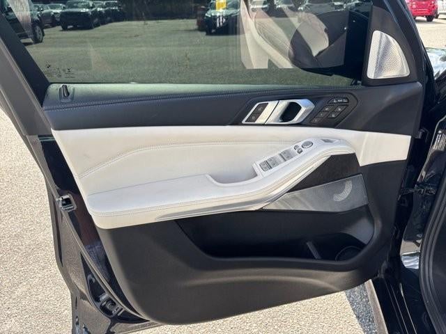 2023 BMW X7 xDrive40i Sports Activity Vehicle