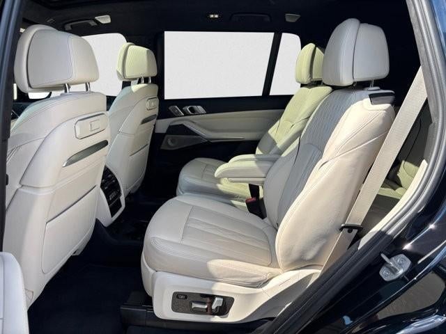 2023 BMW X7 xDrive40i Sports Activity Vehicle