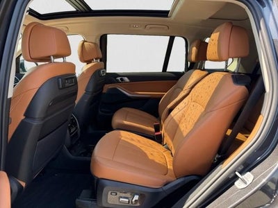 2021 BMW X7 xDrive40i Sports Activity Vehicle