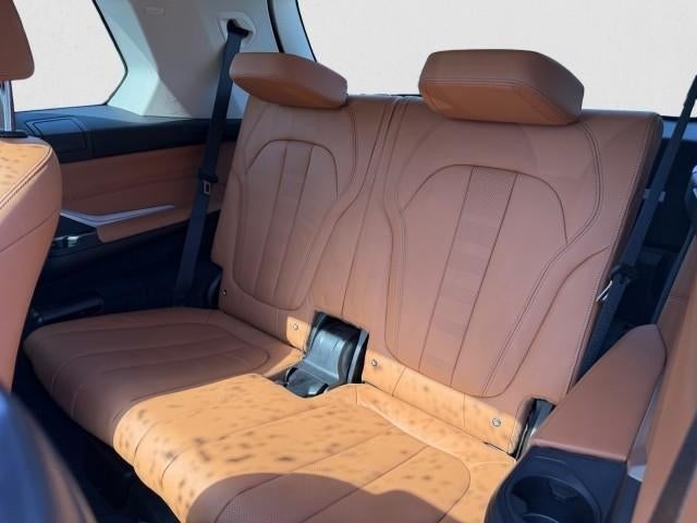 2021 BMW X7 xDrive40i Sports Activity Vehicle