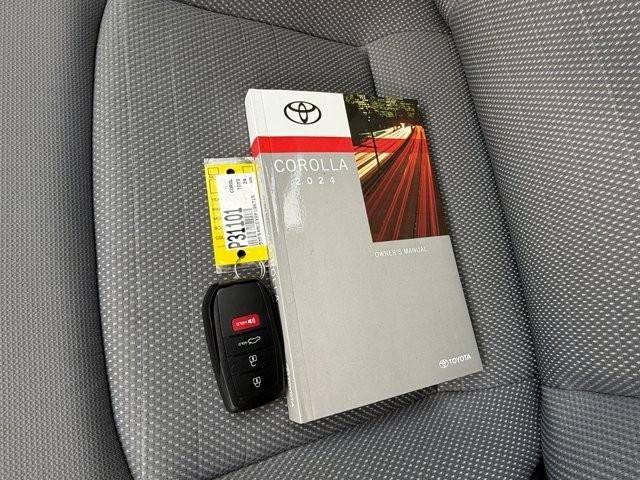 2024 Toyota Corolla SE CVT (Natl)