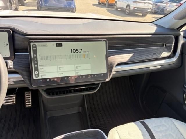 2023 Rivian R1T Adventure Dual-Motor Large Pack