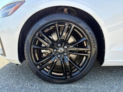 2024 Volvo S60 B5 FWD Plus Black Edition