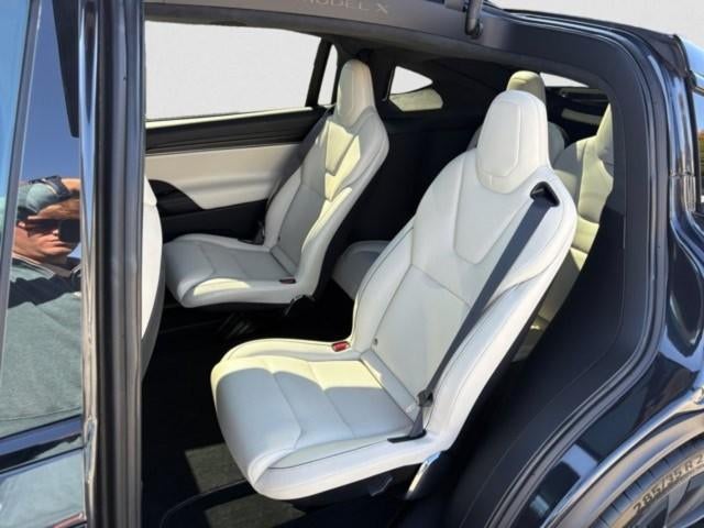 2025 Tesla Model X Plaid AWD