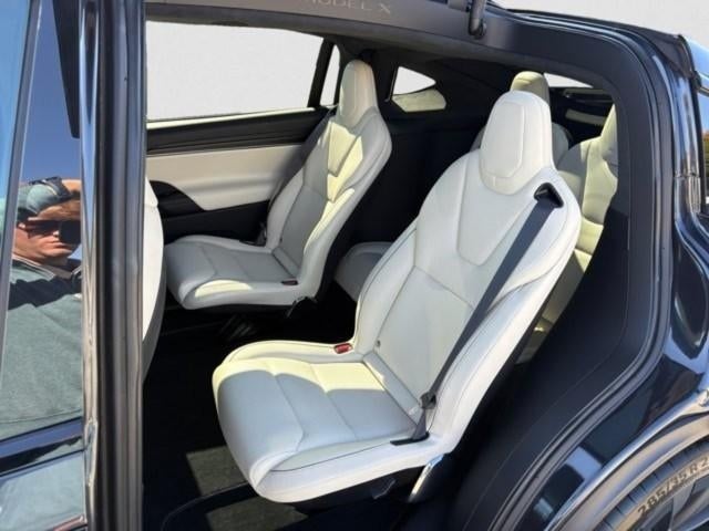 2025 Tesla Model X Plaid AWD