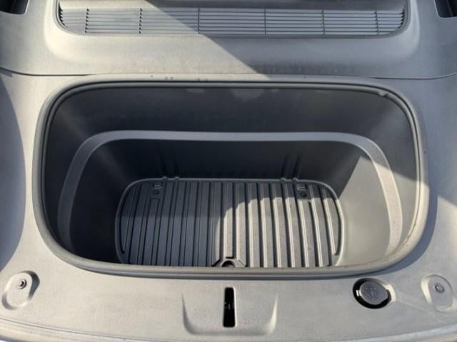 2026 Tesla Model Y Premium AWD