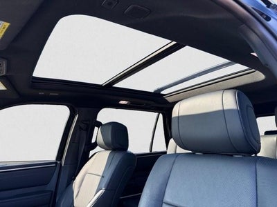 2025 Toyota Sequoia Platinum 4WD (Natl)