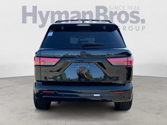 2025 Toyota Sequoia Platinum 4WD (Natl)