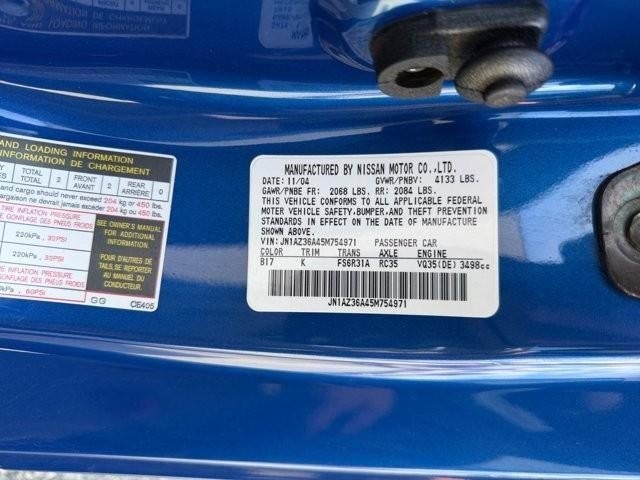 2005 Nissan 350Z 2dr Roadster Touring Manual