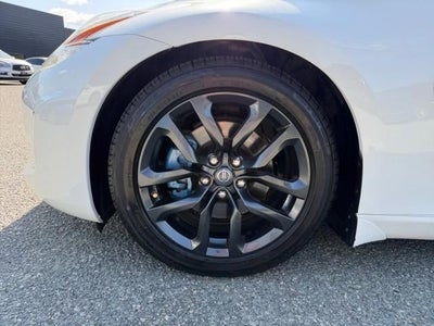 2017 Nissan 370Z Coupe Touring Auto