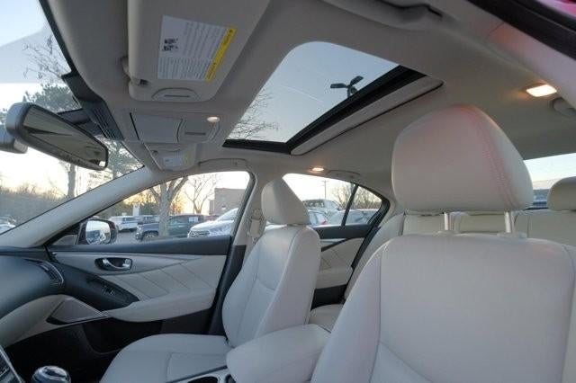 2023 INFINITI Q50 LUXE RWD