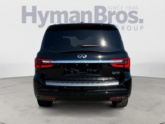 2022 INFINITI QX80 LUXE