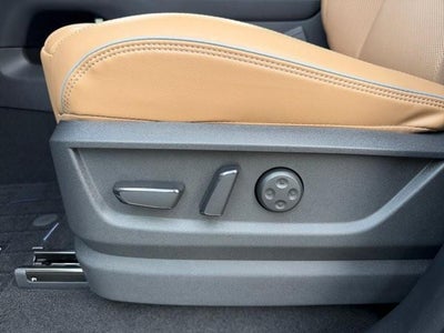 2027 INFINITI QX80 Luxe 4WD