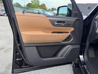 2027 INFINITI QX80 Luxe 4WD
