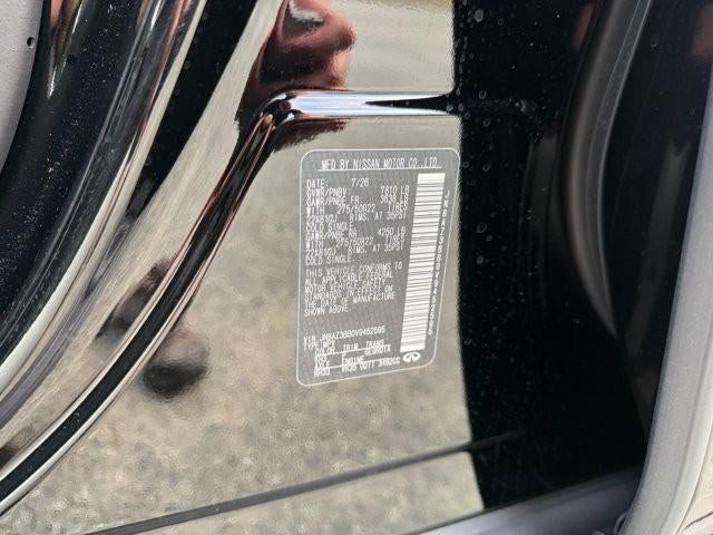 2027 INFINITI QX80 Luxe 4WD
