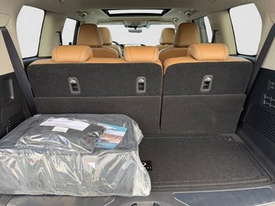 2027 INFINITI QX80 Luxe 4WD