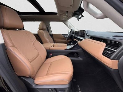 2025 INFINITI QX80 Luxe 4WD