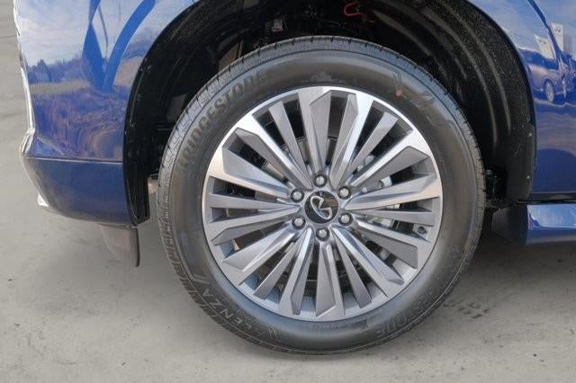 2025 INFINITI QX80 Luxe 4WD