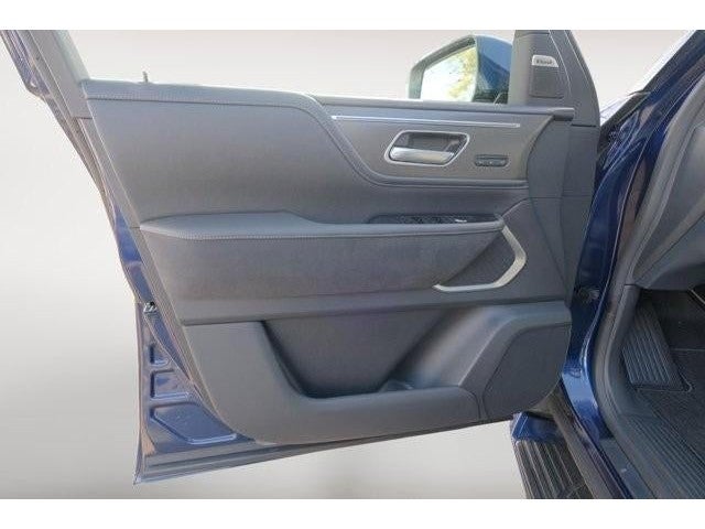 2025 INFINITI QX80 Luxe 4WD