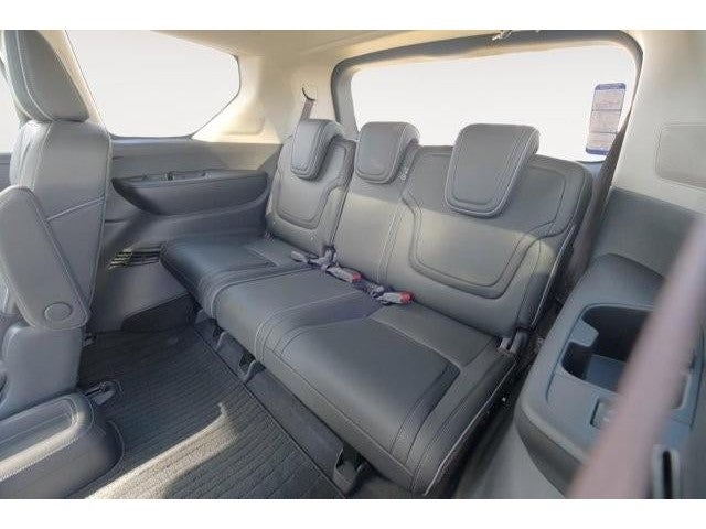 2025 INFINITI QX80 Luxe 4WD